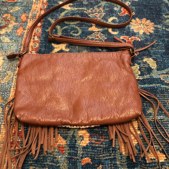 Fringed shoulder bag - Picture 2 of 5